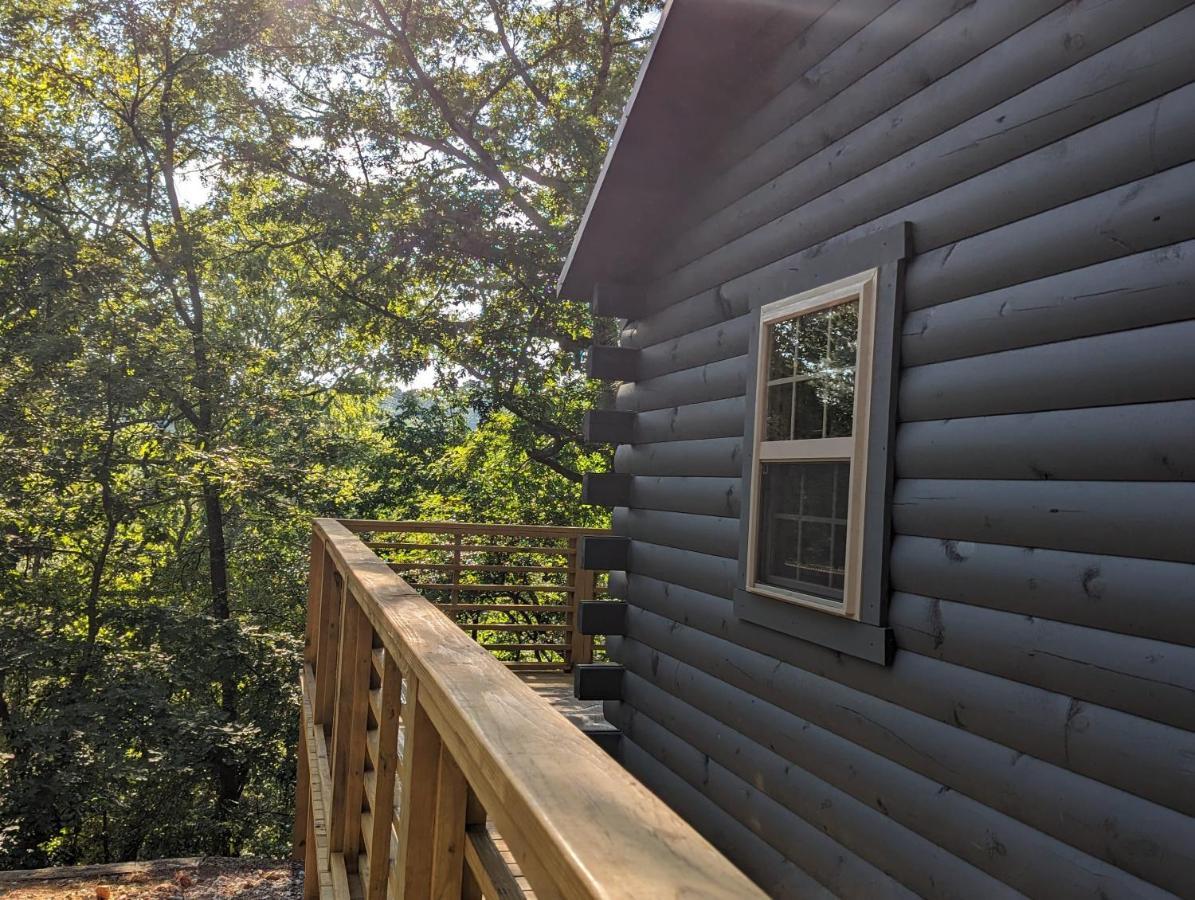 Cabin #6 With Hot Tub Deck And Sunset View At Loblolly Pines Daire Eureka Springs Dış mekan fotoğraf