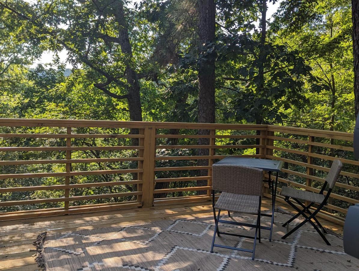 Cabin #6 With Hot Tub Deck And Sunset View At Loblolly Pines Daire Eureka Springs Dış mekan fotoğraf